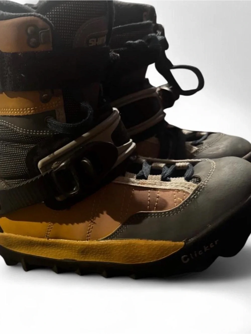 Shimano Yellow and Gray Men's Clicker Boots